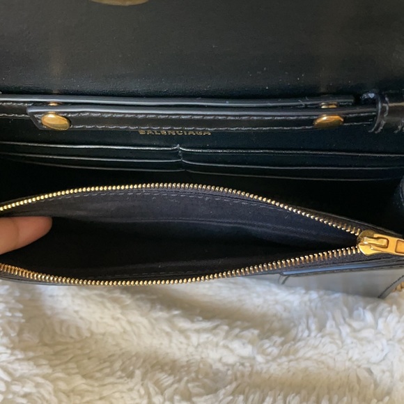 Balenciaga hourglass leather wallet on chain - Picture 7 of 11